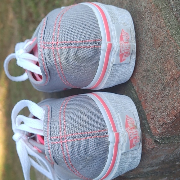 Vans Unisex Gray Canvas/ Pink Trim Sneaker Size 5.5 - Picture 5 of 9